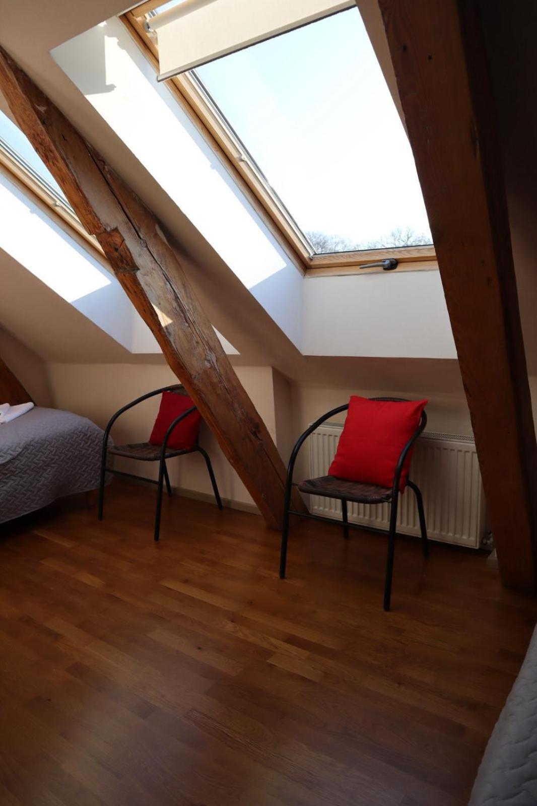 Viesnica Kandava Extérieur photo